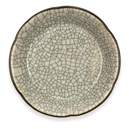 Appraisal: Chinese Guanyao Style Dish Estimate -