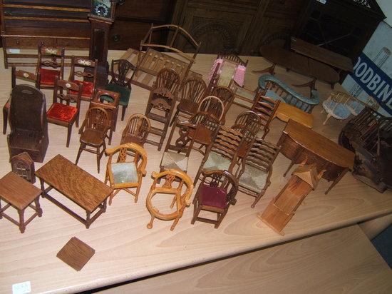 Appraisal: A large collection of hand-made miniature furniture to include a