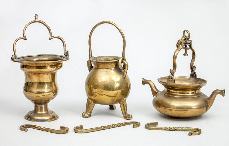 Appraisal: THREE CONTINENTAL BRASS POTS Each with a hinged lid and