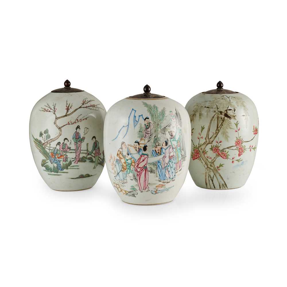 Appraisal: GROUP OF THREE FAMILLE ROSE OVOID VASES TH- TH CENTURY