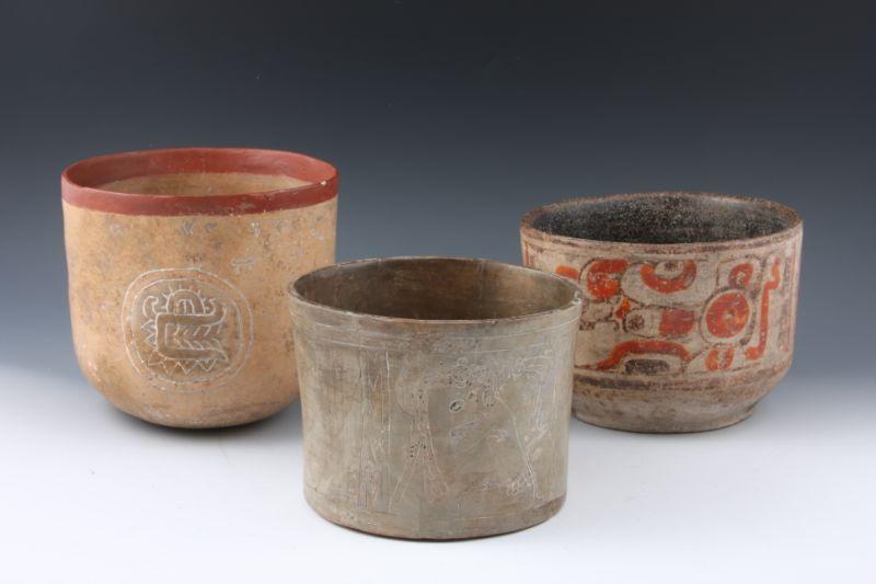 Appraisal: Three Pre-Columbian Ceramic Pots the first of grey glazed ware