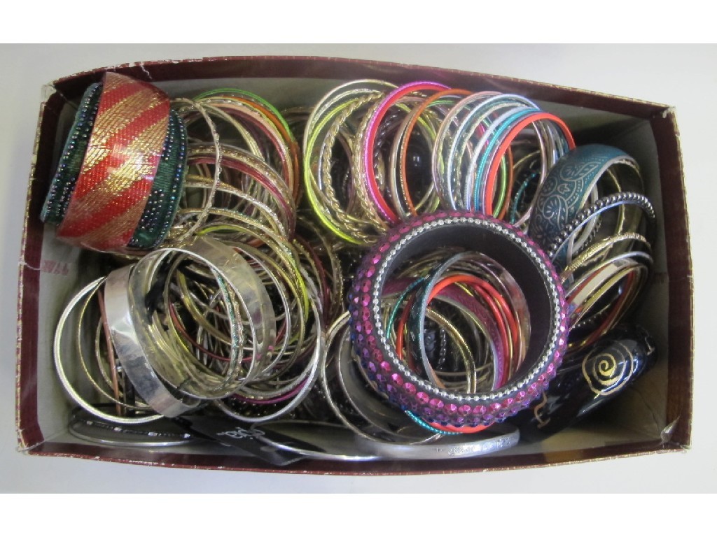 Appraisal: Box of costume jewellery and bangles