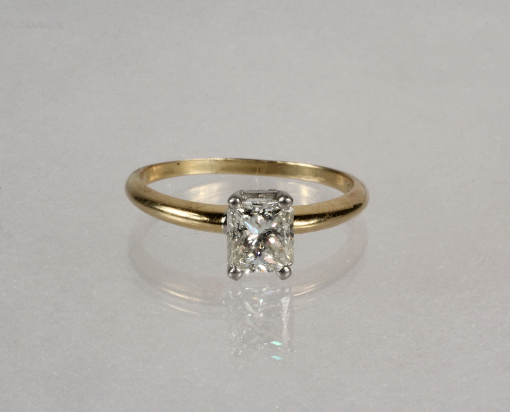 Appraisal: LADY'S RING - K Yellow Gold Diamond Solitaire Ring with