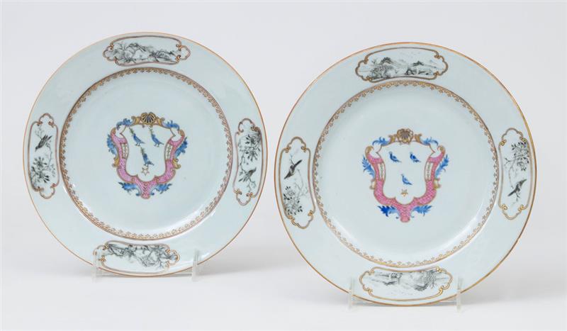 Appraisal: PAIR OF CHINESE EXPORT FAMILLE ROSE ARMORIAL PORCELAIN PLATES The