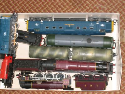 Appraisal: Eight locomotives by Hornby and Lima including City of London