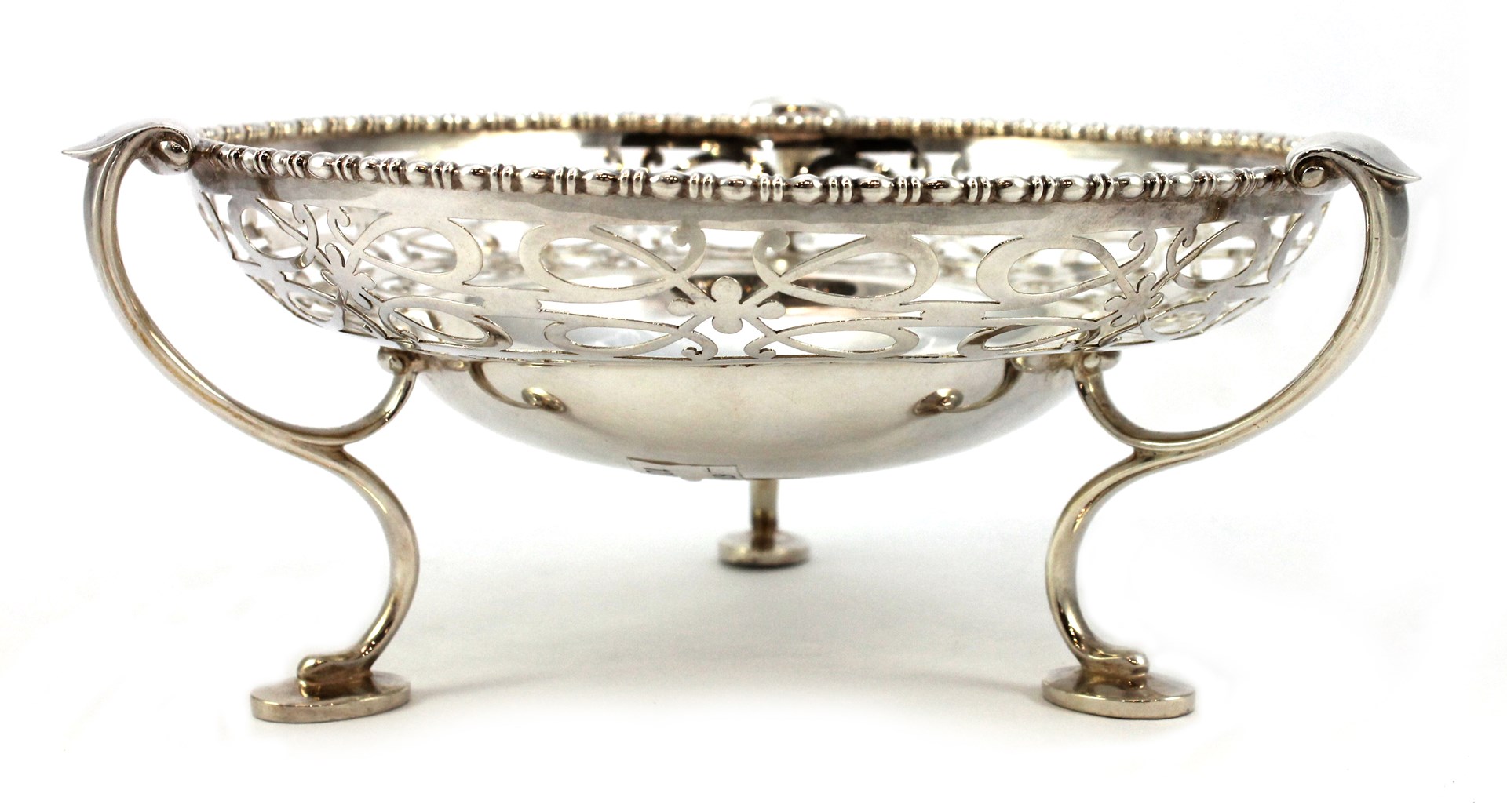 Appraisal: A silver sweetmeat bowl of circular form with scroll pierced