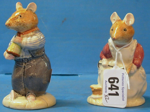 Appraisal: Royal Doulton Brambly Hedge Figures Flax Weaver DBH and Clover