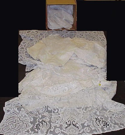 Appraisal: Elaborate lace and cutwork tablecloths and runners including filet lace