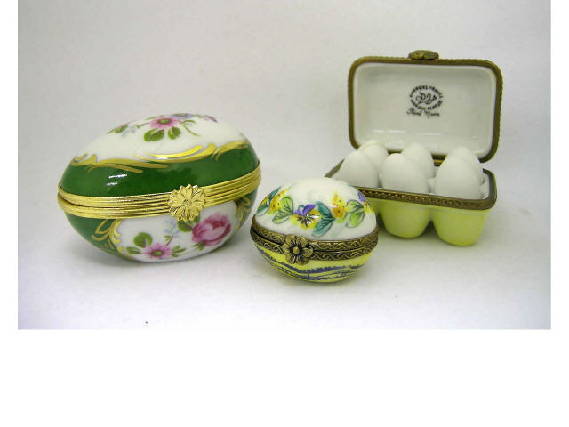 Appraisal: Lot of three Limoges hinged porcelain boxes including carton of