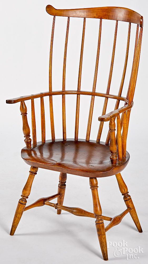 Appraisal: Mid Atlantic fanback Windsor armchair Mid Atlantic fanback Windsor armchair