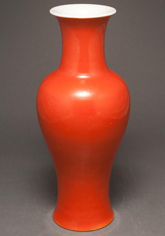 Appraisal: Chinese coral monochrome porcelain vase second half- th century ring