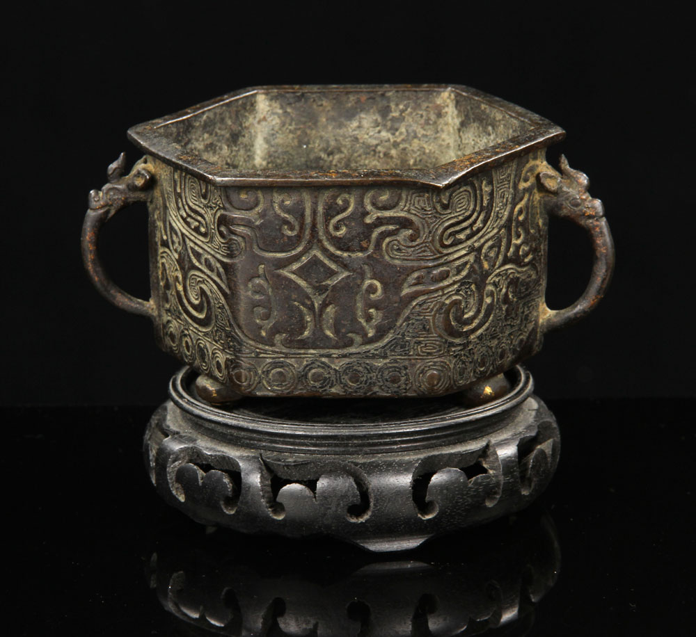 Appraisal: - Chinese Hexagonal Censer Bronze Chinese hexagonal censer bronze intricately