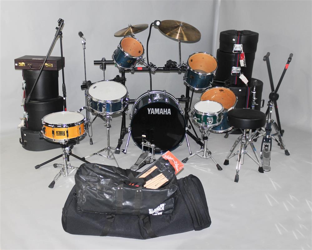 Appraisal: FOUR-PIECE YAMAHA MAPLE CUSTOM ABSOLUTE DRUM SET WITH BIRCH CUSTOM