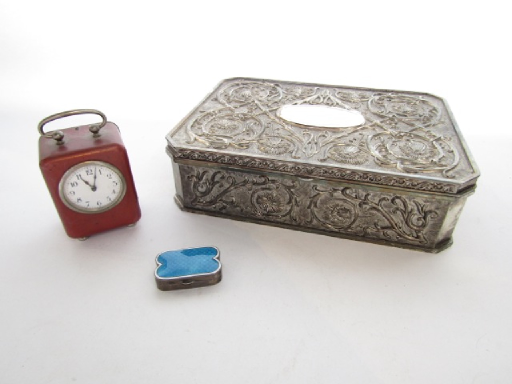 Appraisal: A small George V silver and enamelled box S Blanckensee