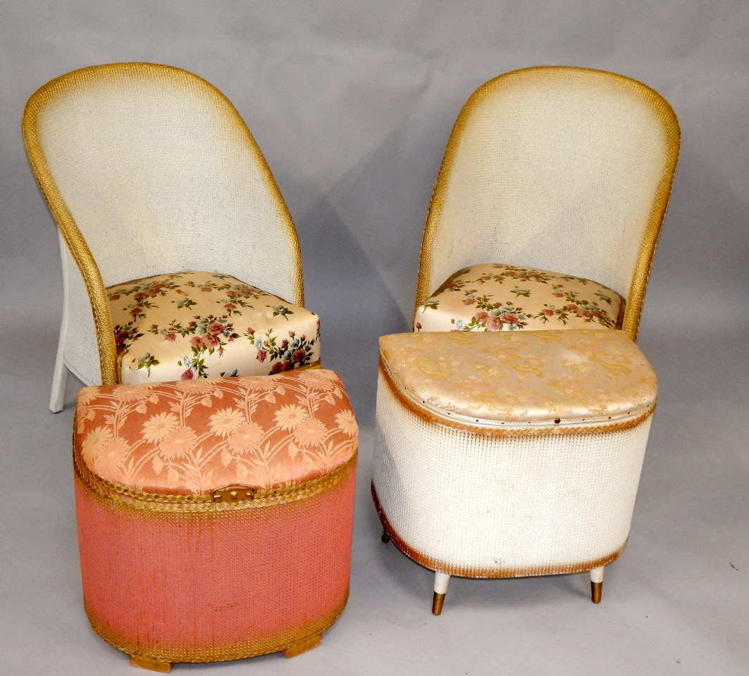 Appraisal: A pair of Lloyd Loom style tub bedroom chairs together