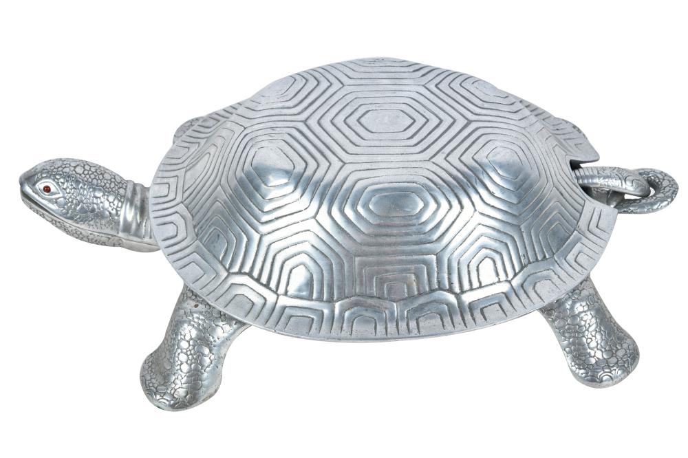 Appraisal: ARTHUR COURT DESIGNS PEWTER TURTLE TUREENmarked to underside with lift-off