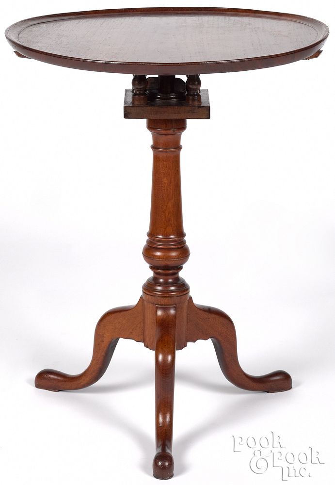 Appraisal: Pennsylvania Queen Anne walnut candlestand Pennsylvania Queen Anne walnut candlestand