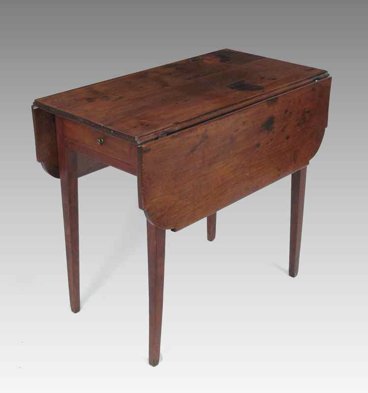 Appraisal: EARLY TH CENTURY PEMBROKE DROP LEAF TABLE Single drawer with