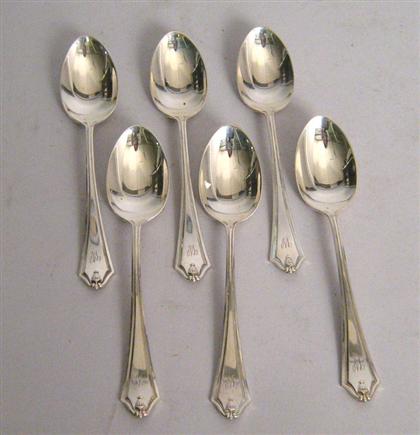 Appraisal: Six sterling silver teaspoons Monogramed W L in