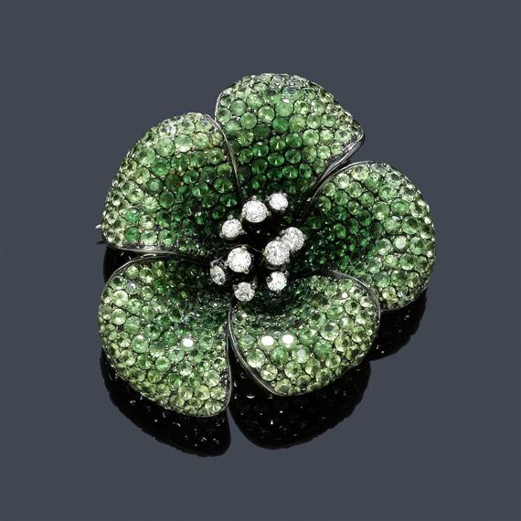 Appraisal: A TSAVORITE AND DIAMOND BROOCH White gold blackened Fancy brooch