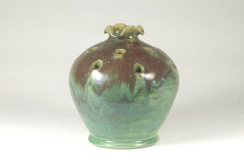 Appraisal: Signed North State rd stamp Green pansy vase H W