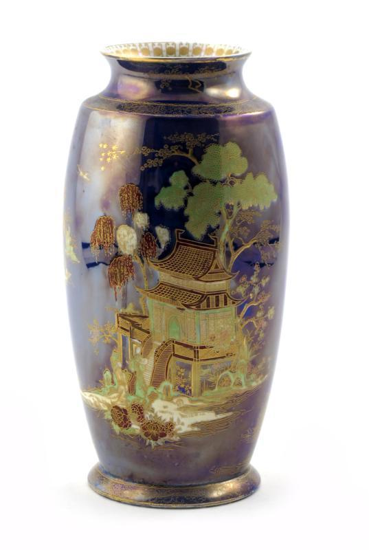 Appraisal: Chinaland a Carlton Ware vase