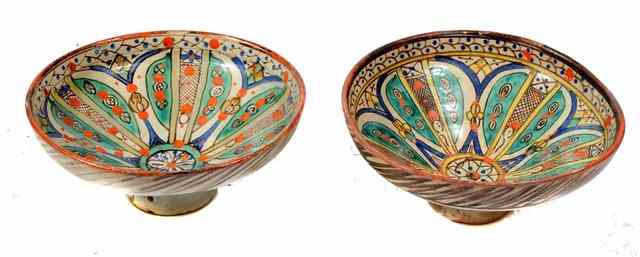 Appraisal: A PAIR OF NORTH AFRICAN POTTERY CIRCULAR PEDESTAL BOWLS with