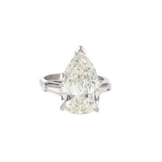 Appraisal: Ladies Platinum Carat Pear Diamond Ring Ladies Platinum Carat Pear