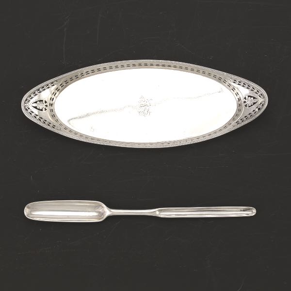 Appraisal: GEORGE III STERLING SILVER BONE MARROW SCOOP AND TRAY LONDON