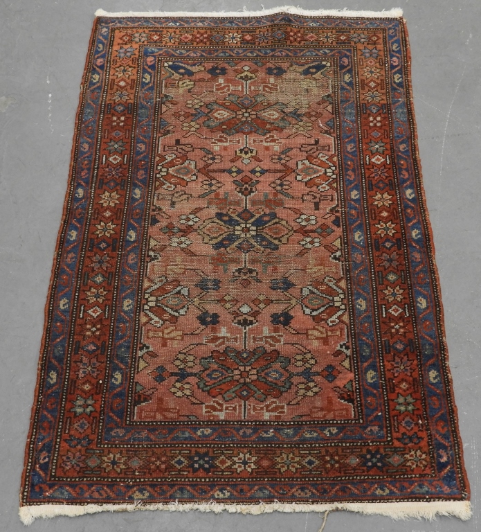 Appraisal: PERSIAN MIDDLE EASTERN FLORAL CARPET RUG Persia Circa Central light