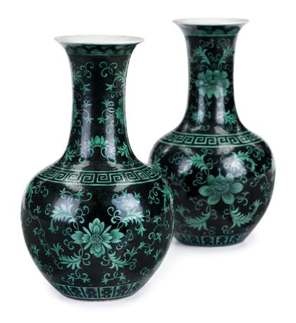 Appraisal: Good pair of Chinese famille noire porcelain vases jiaqing period