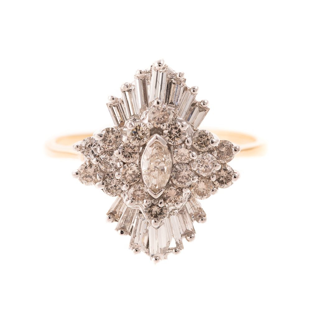 Appraisal: A ctw Diamond Cluster Ring in K K yellow gold