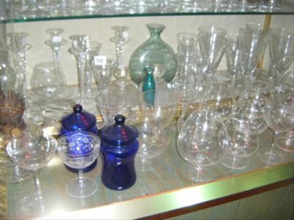 Appraisal: A collection of decorative glassware including airtwist stem drinking glasses