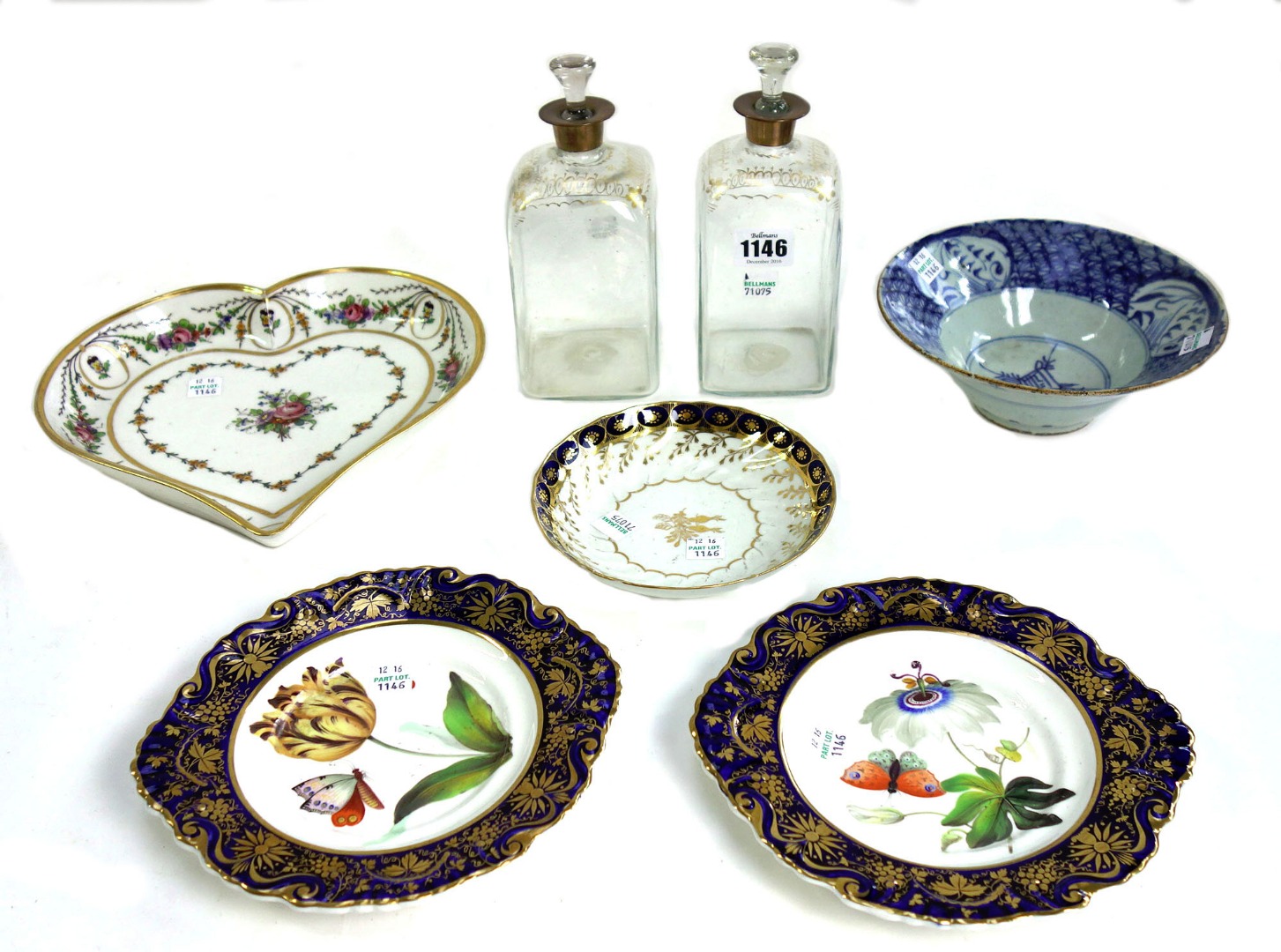 Appraisal: A quantity of ceramics and glass comprising a pair of