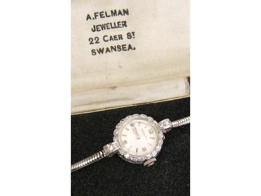 Appraisal: Sovereign ct lady's bracelet watch quartz gm