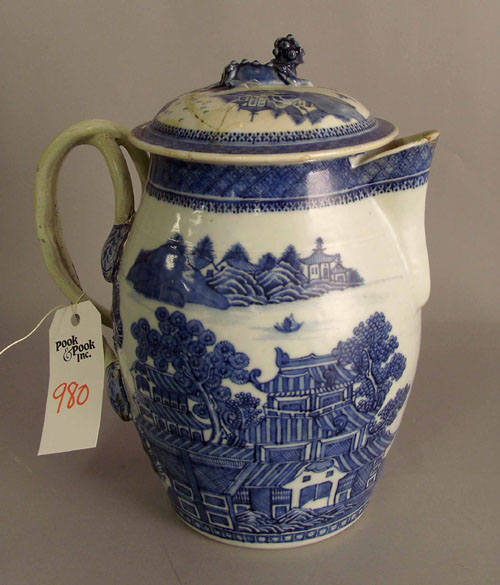 Appraisal: Chinese export blue and white cider jug and cover ca