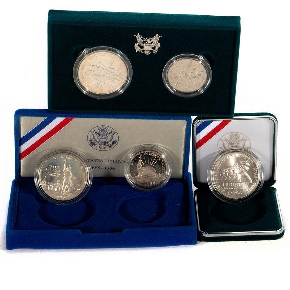 Appraisal: US Veterans Silver Dollar Columbus Two - Coin Set -