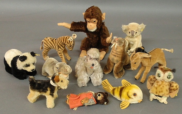 Appraisal: - Twelve small Steiff animals c s TI Flossie w