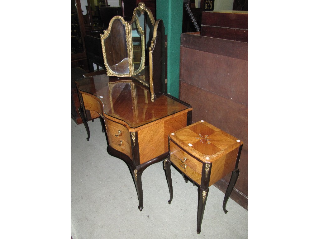 Appraisal: Empire style dressing table with a matching pair of bedside