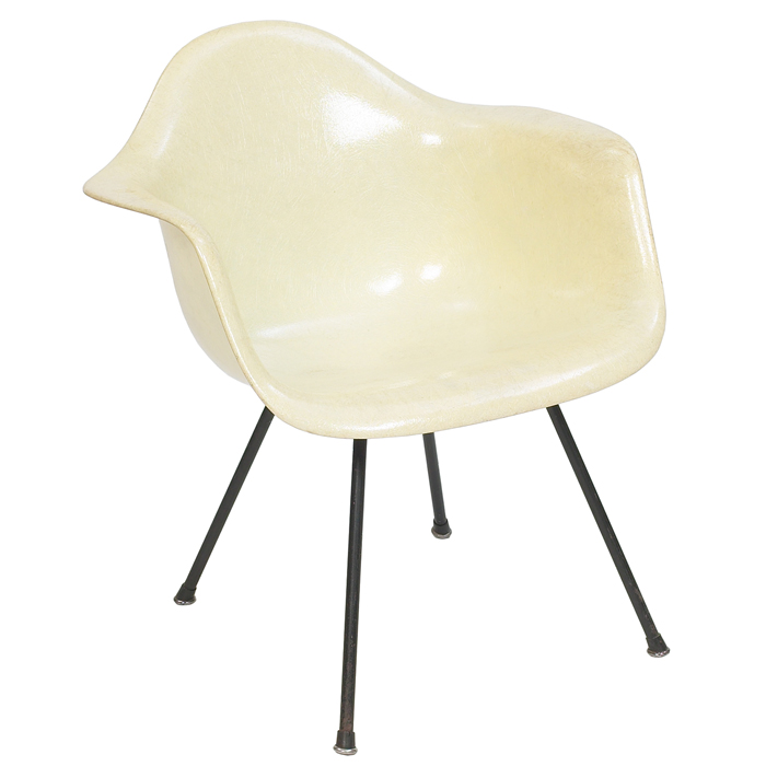 Appraisal: Charles and Ray Eames shell chair by Herman Miller Zenith