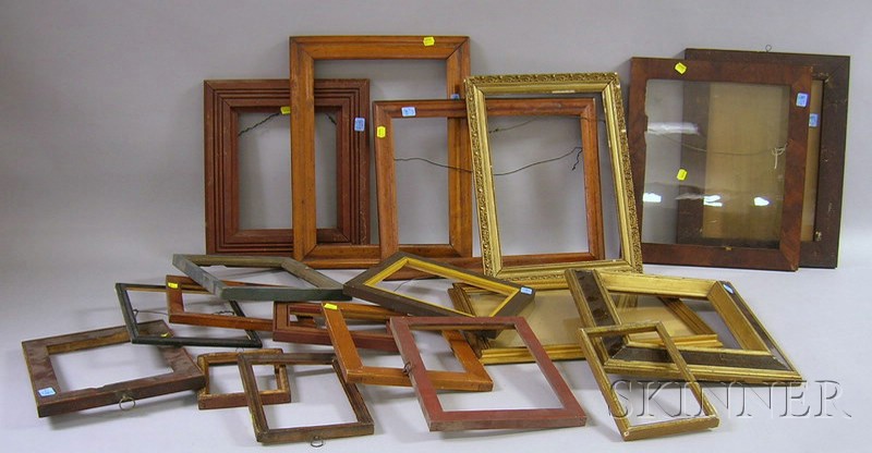 Appraisal: Nineteen Assorted Mostly th Century Wooden Frames including painted and