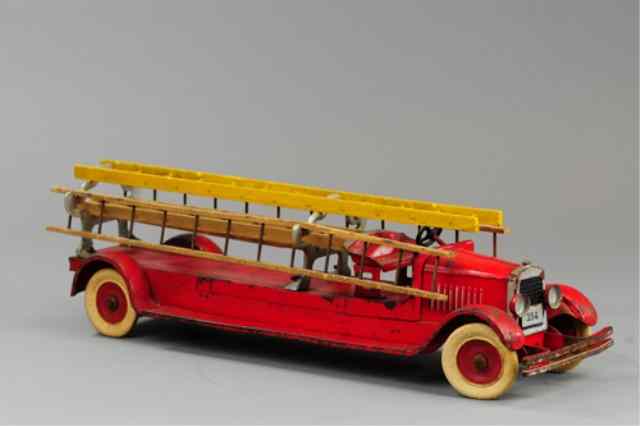 Appraisal: KINGSBURY LADDER TRUCK NO C pressed steel painted in red