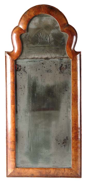 Appraisal: QUEEN ANNE MAHOGANY MIRROR Veneered molded edge frame with shaped