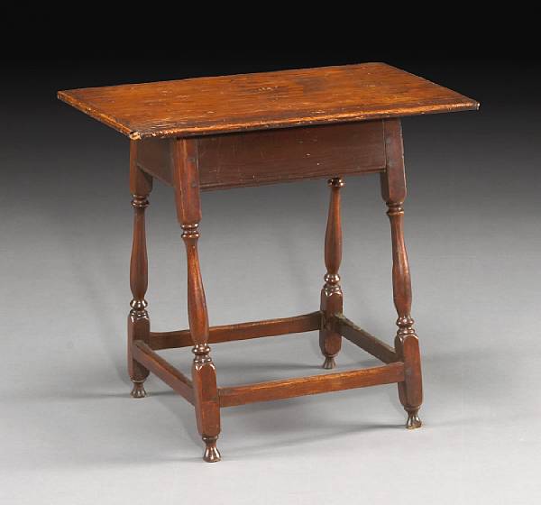 Appraisal: A Queen Anne maple and pine tavern table New England