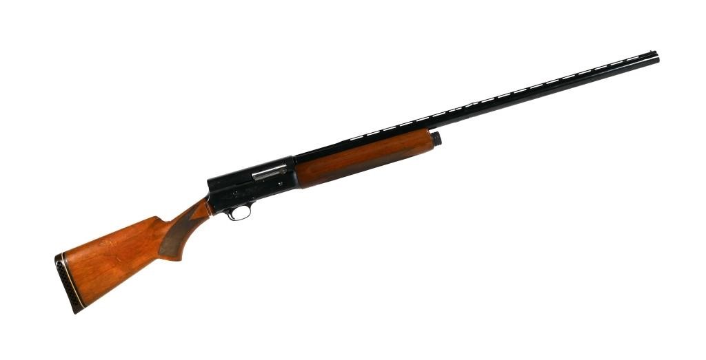 Appraisal: Browning Arms Magnum A- semi automatic gauge shotgun Approx barrel