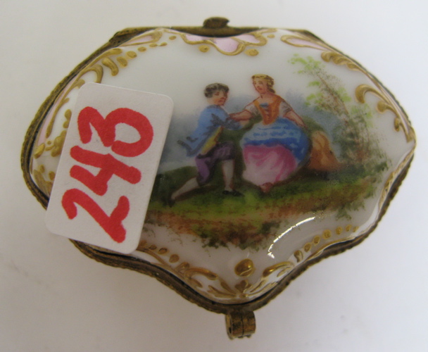 Appraisal: TH CENTURY GERMAN PORCELAIN PATCH BOX romantic couple on hinged