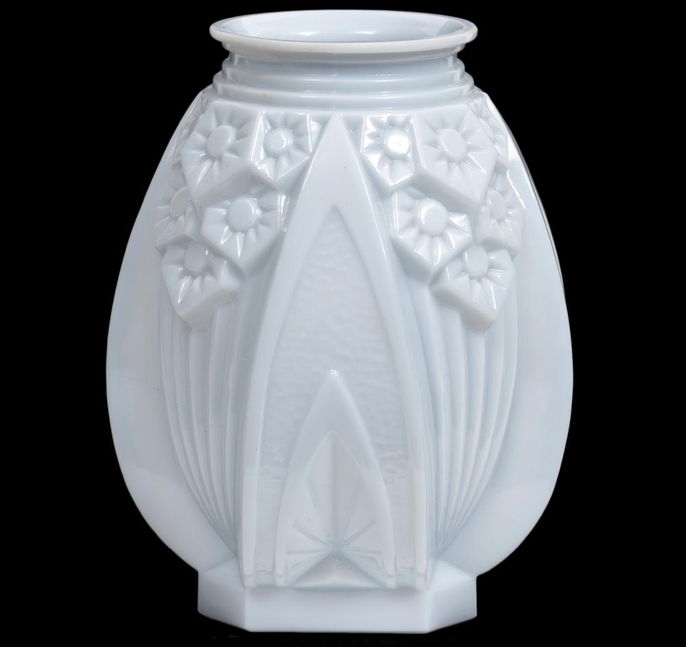 Appraisal: MULLER FRERES FRENCH ART DECO MILK GLASS VASEAn unusual French