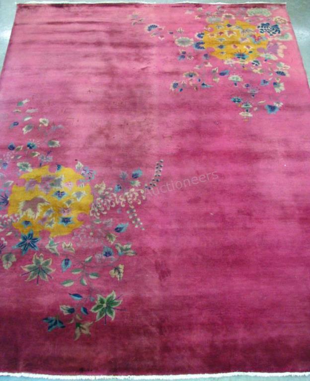 Appraisal: An antique Chinese Tientsin Nichols room size rug Art Deco