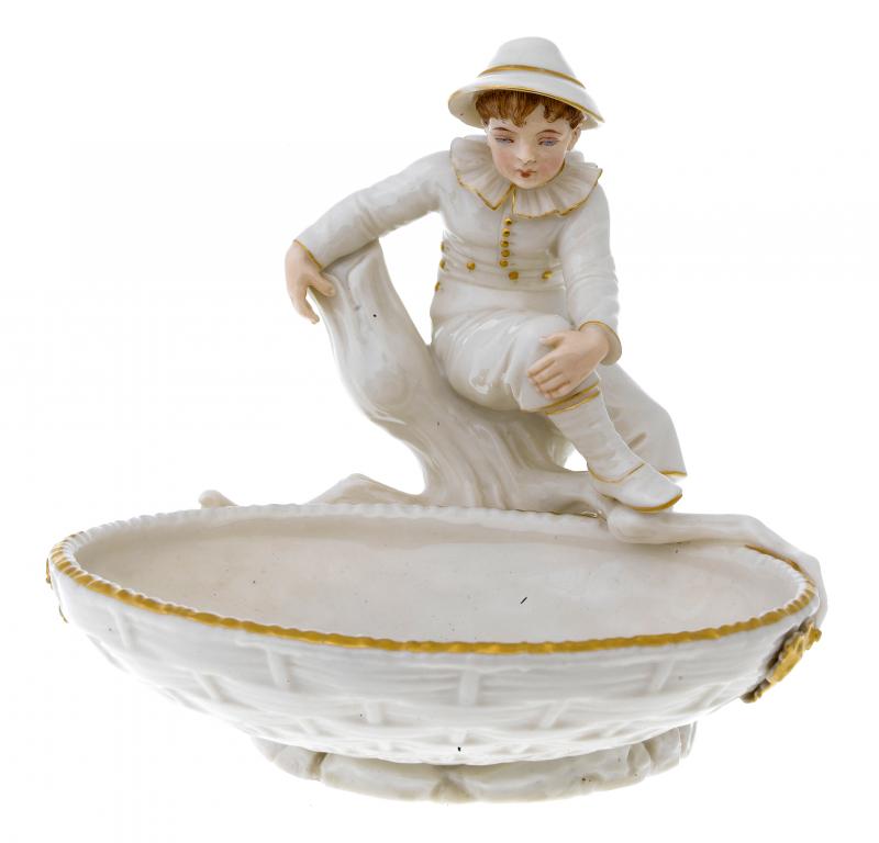 Appraisal: A ROYAL WORCESTER GLAZED PARIAN QUEEN ANNE COMPORT MODELLED BY