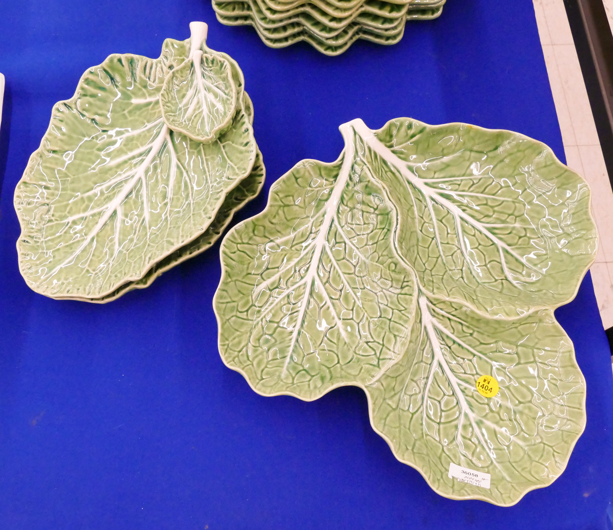 Appraisal: pc Bordallo Pinheiro Portuguese Majolica Leaf Serving Dishes- largest ''